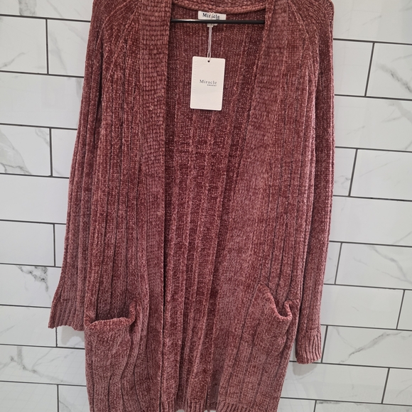 Miracle Women's Pink Sweater - Picture 1 of 5